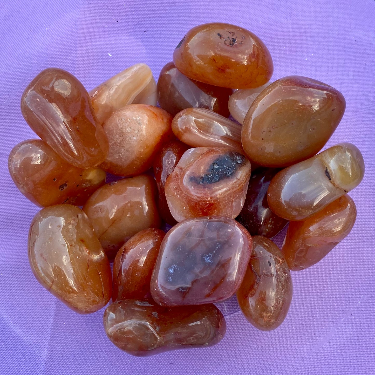 Carnelian ( tumbled)